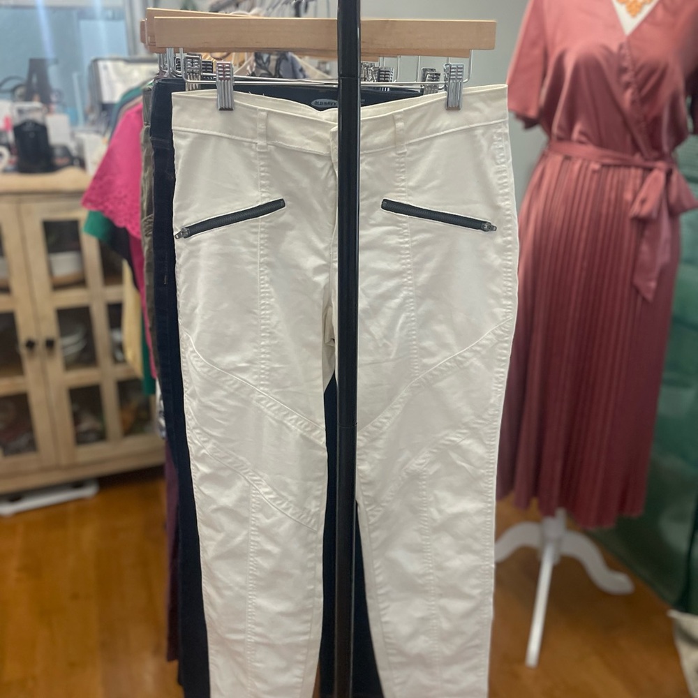 Victoria's Secret Cream Skinny Pants